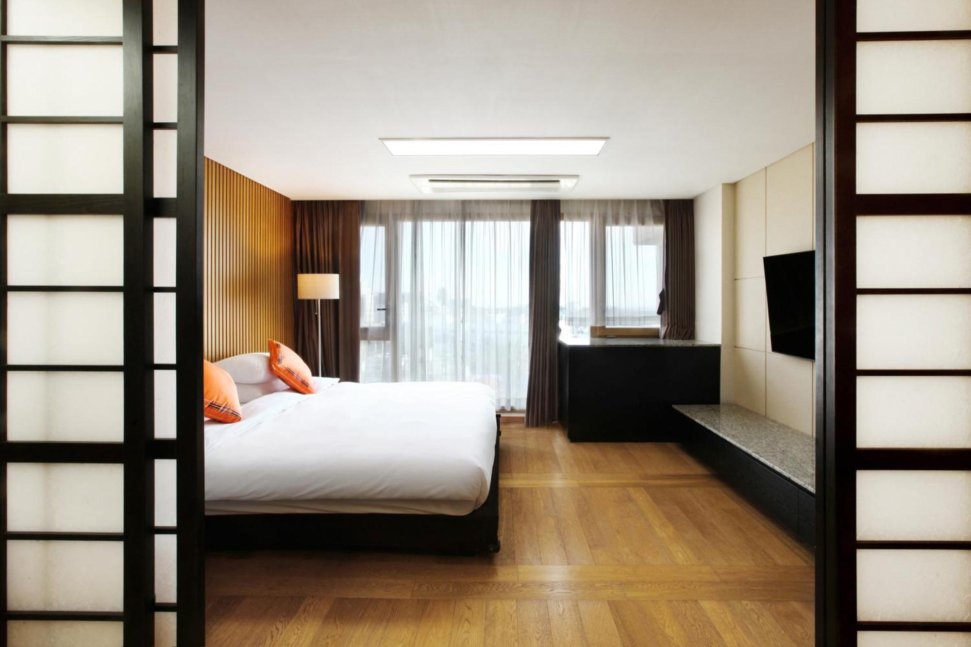 Shin Shin Hotel Jeju Ocean Seogwipo Exterior foto